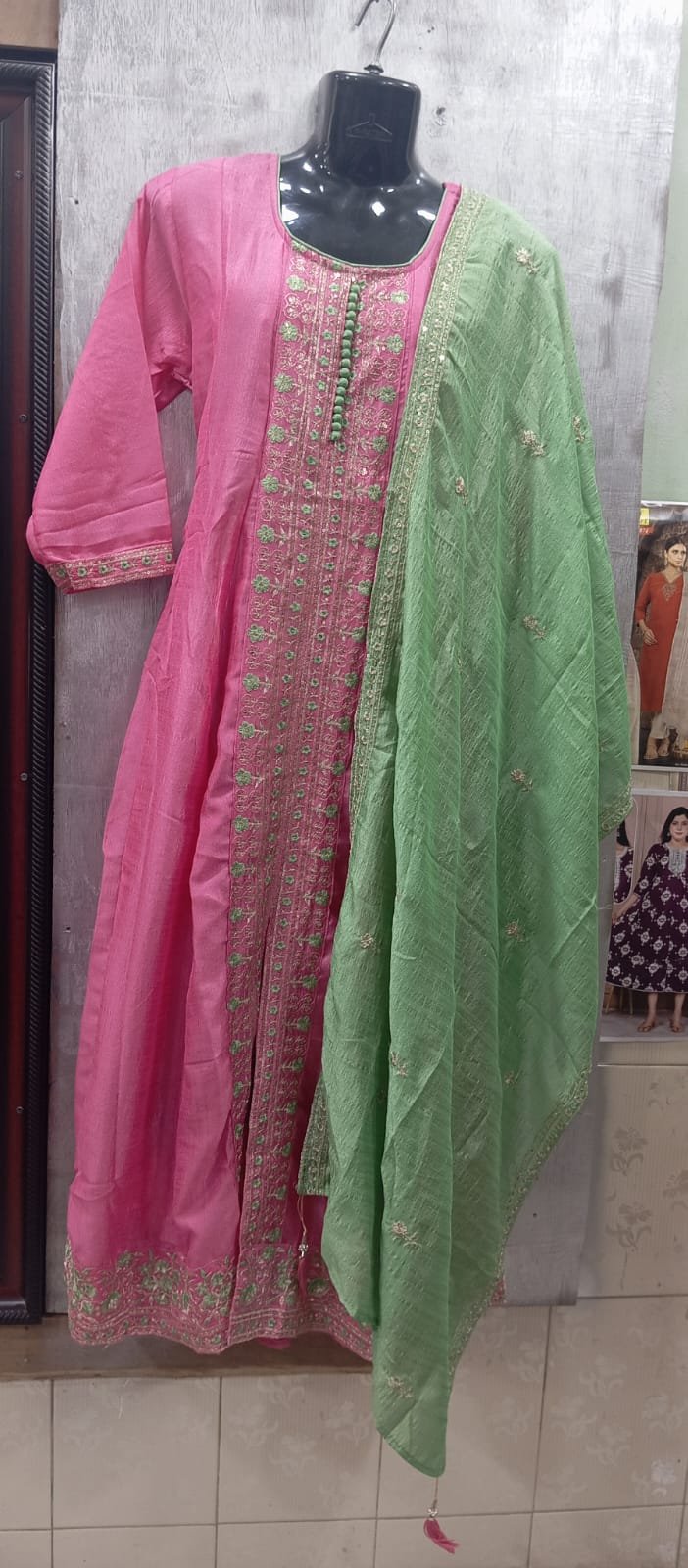 GRAND UMBRELLA KURTIS