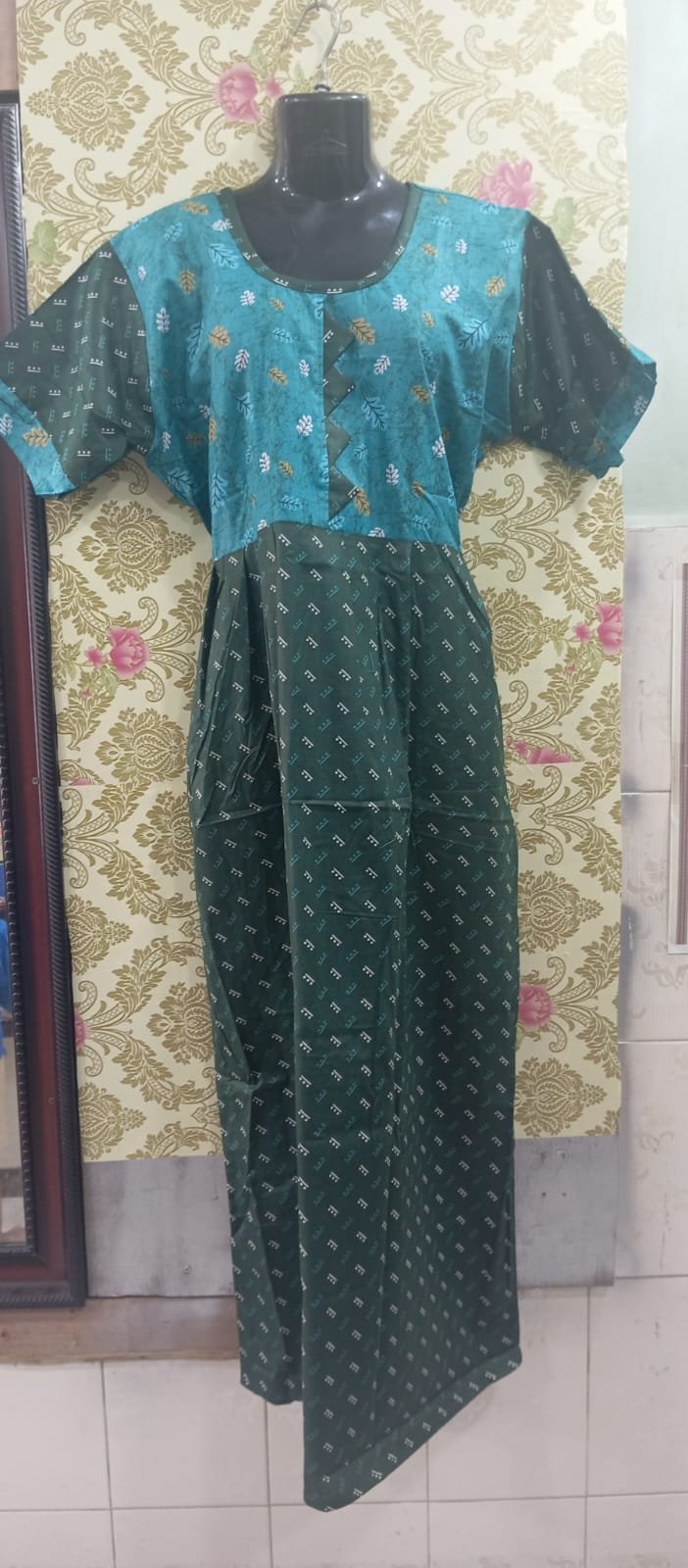 FROCK NIGHTY