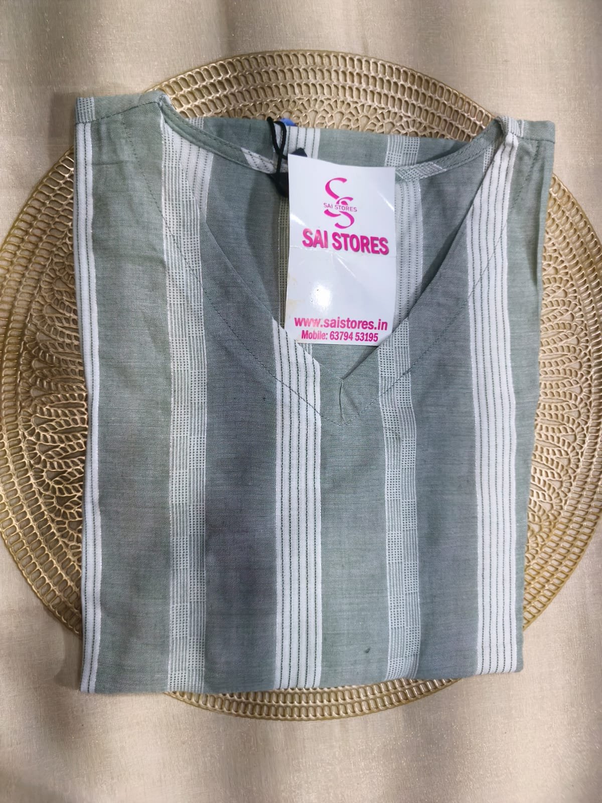 SIDE OPEN KURTIS